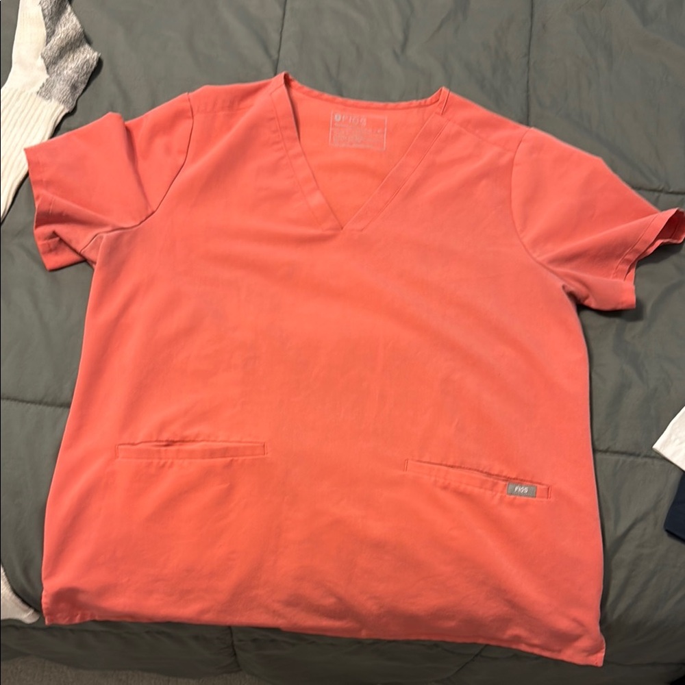 Figs Coral Technical Collection Scrub Top